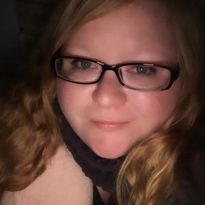 Meet your Posher, Valerie